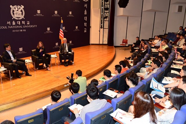 On Tuesday, Dr. Collins and I had the opportunity to speak with students at Seoul National University