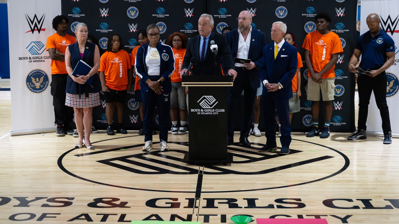 Secretary Kennedy Visited the Boys and Girls Club of Atlantic City