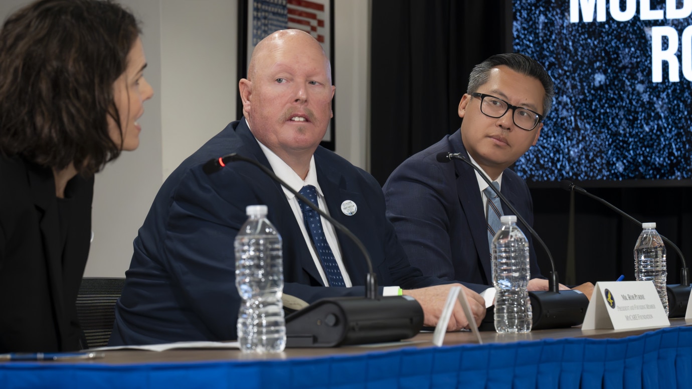 Secretary Kennedy Hosts Mold Surveillance Roundtable