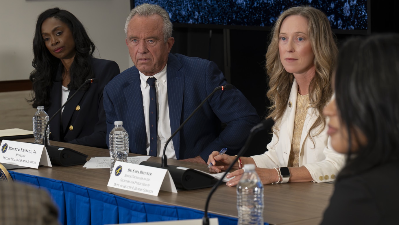Secretary Kennedy Hosts Mold Surveillance Roundtable