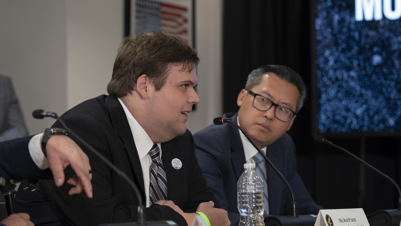 Secretary Kennedy Hosts Mold Surveillance Roundtable